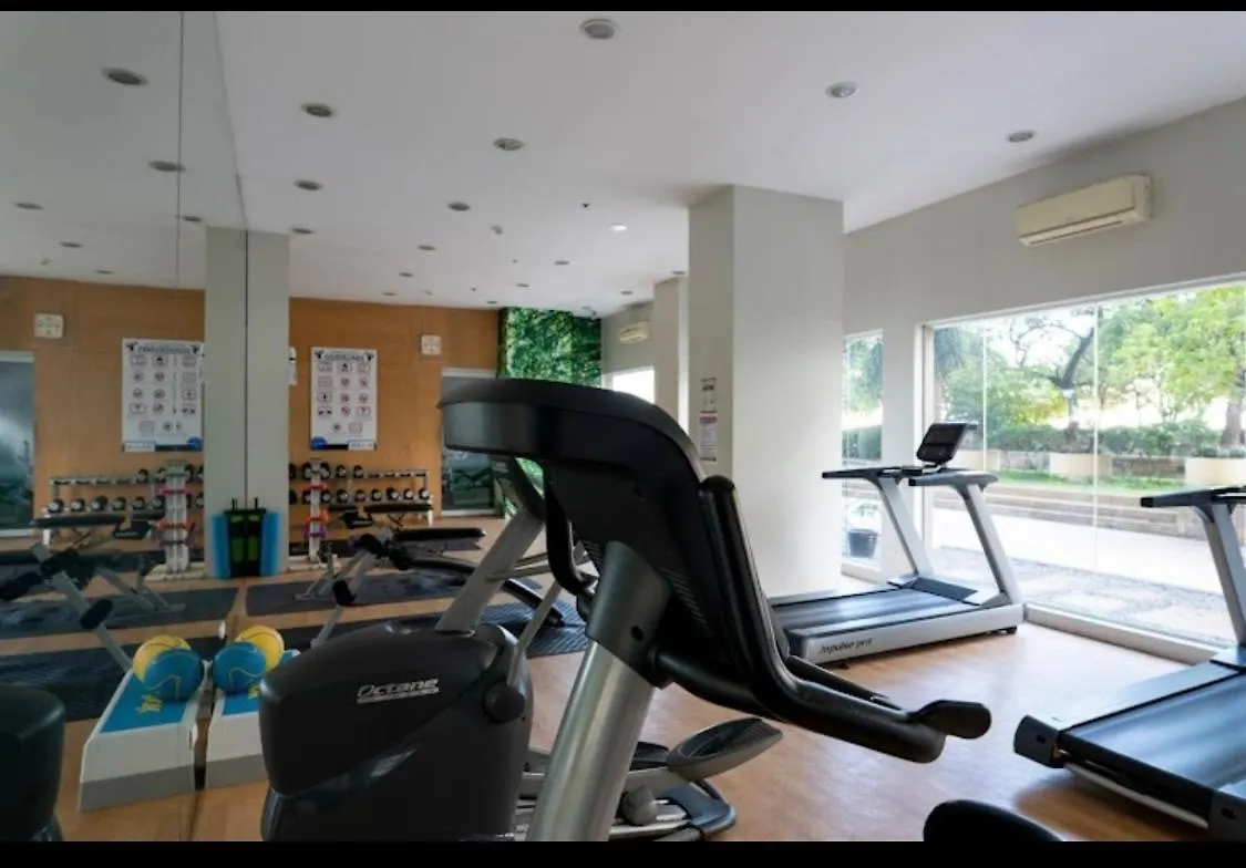 Cozy Apartment Near Greenbelt Makati City Manila