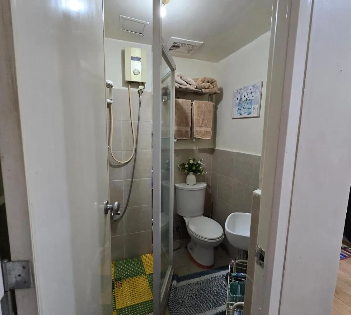 Cozy Apartment Near Greenbelt Makati City Manila