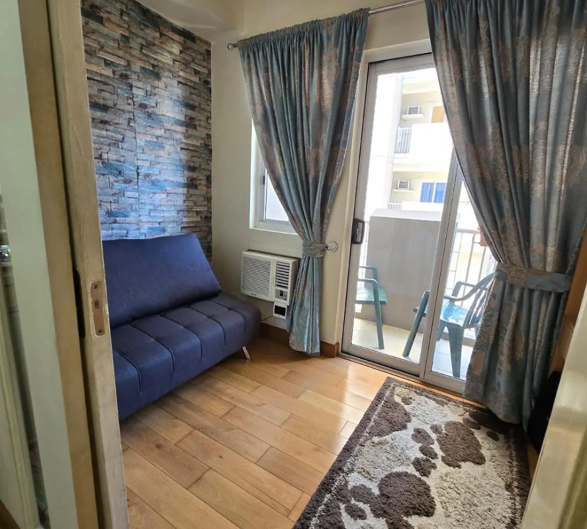 Cozy Apartment Near Greenbelt Makati City Manila