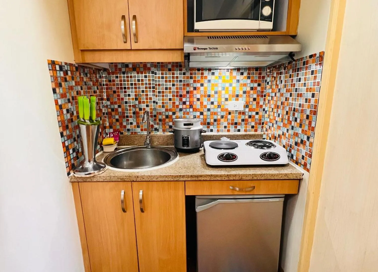 Cozy Apartment Near Greenbelt Makati City Manila Philippines